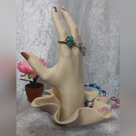 Handmade 3d Printed Jewelry Ring Stand Holder - Picture 5 of 11